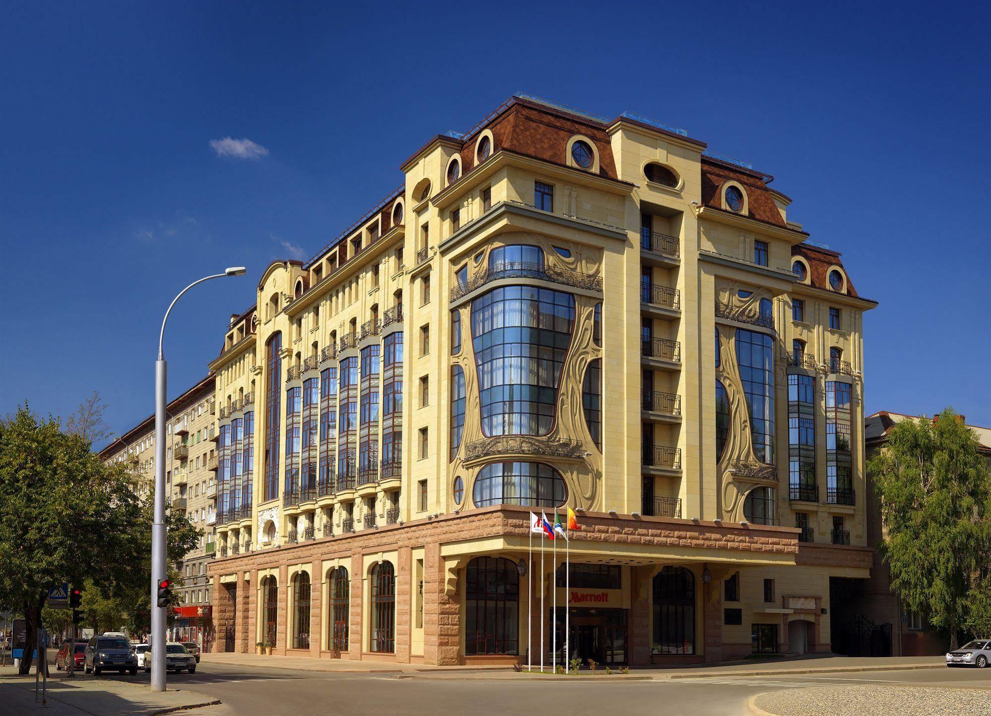 Novosibirsk Marriott Hotel Exterior foto